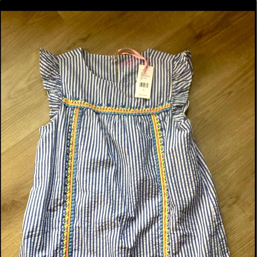 Vineyard vines NWT size 16 girls.